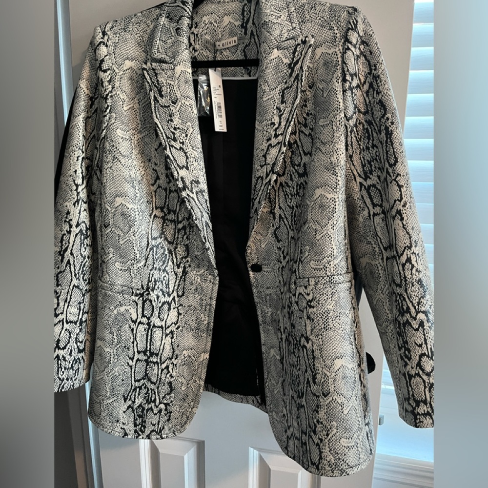 Alice & Olivia jacket, blazer, black and white brand new with tags